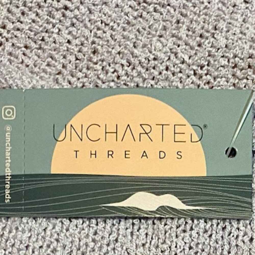 NWT Uncharted Threads Oversized Sweater Sz M - Lilac Color - Holiday gift